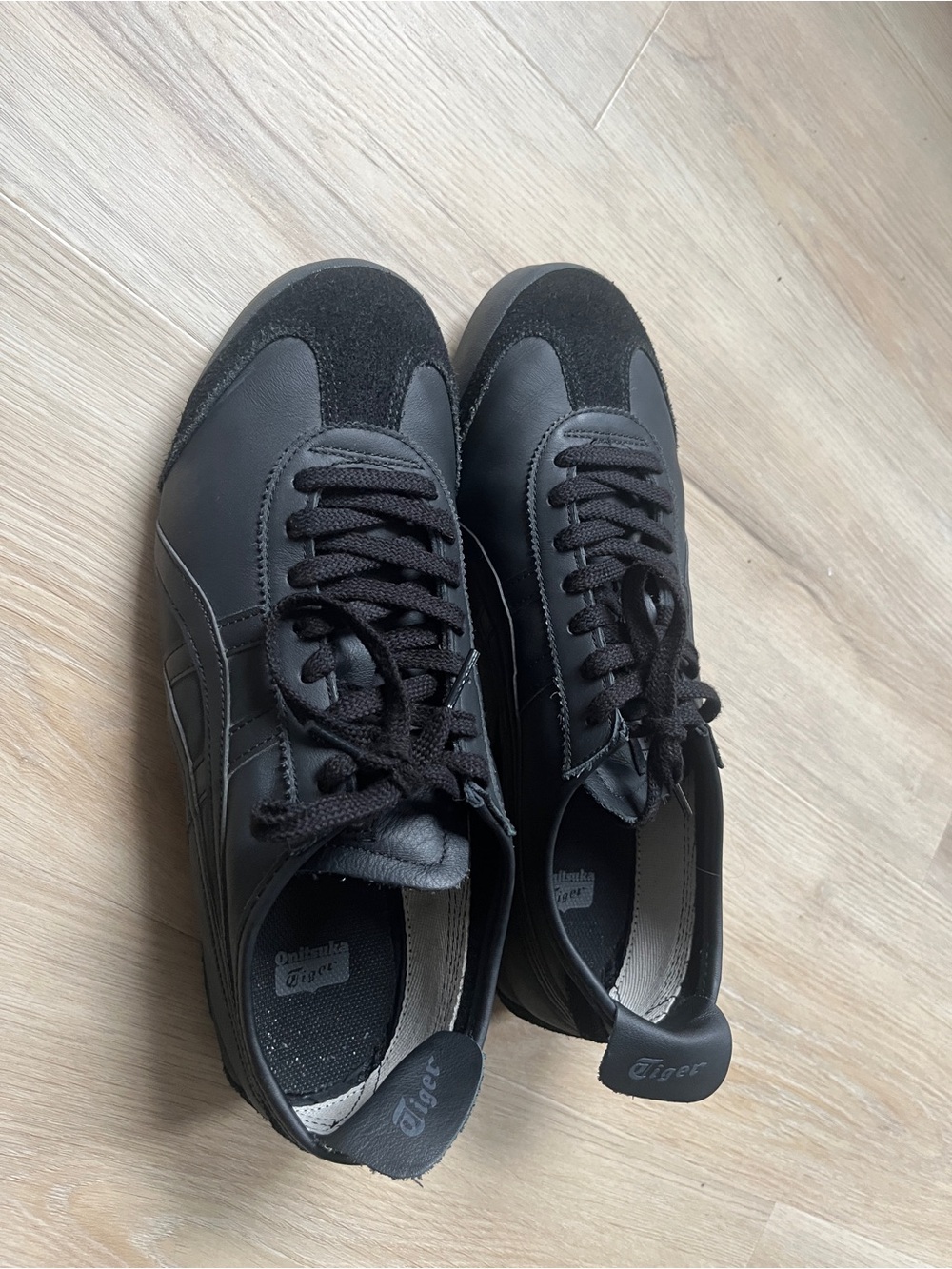Onitsuka tiger 66 all black